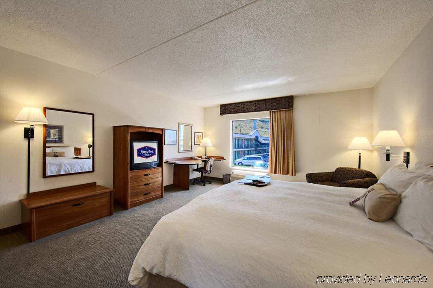 Hampton Inn Tooele Bagian luar foto